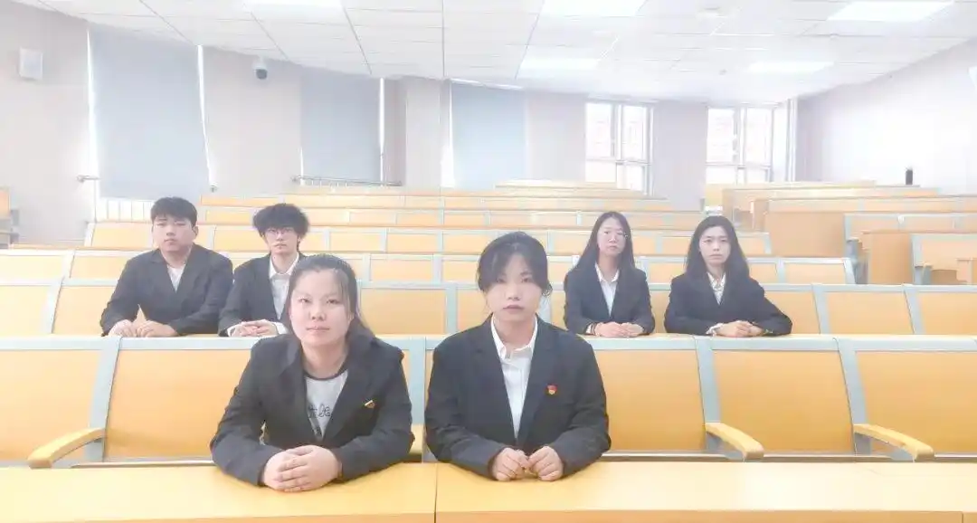 学生会纳新：共筑无悔青春