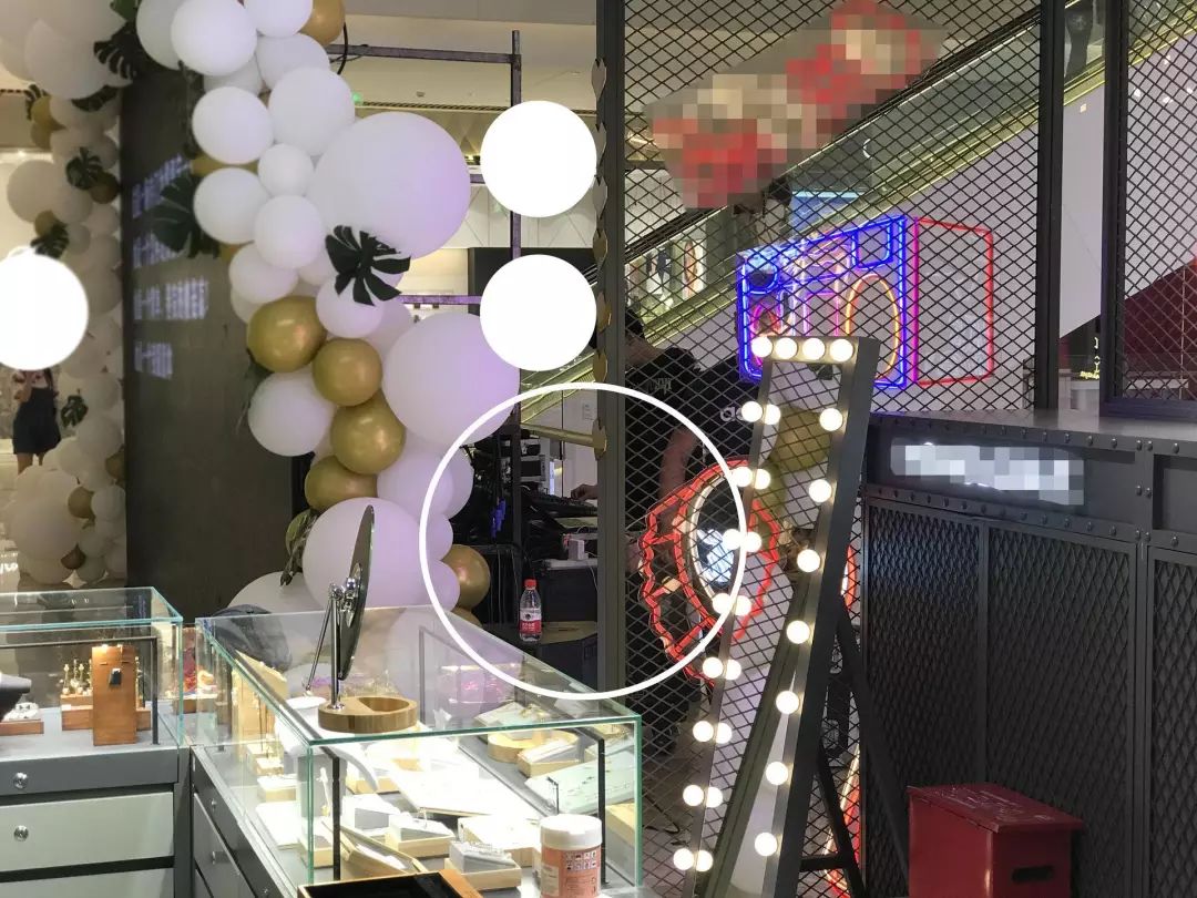 男友昨天没给我发520块的红包，我想分手了