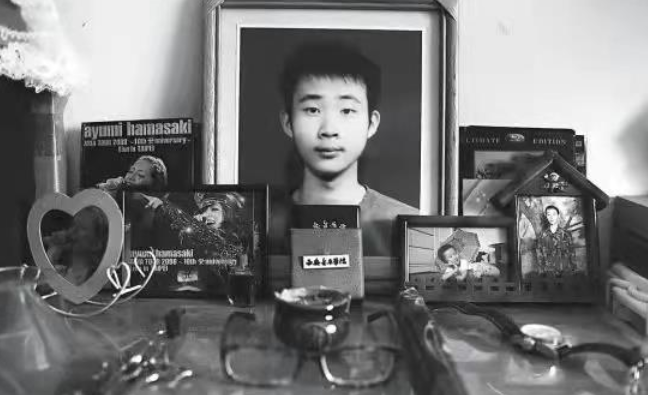 回顾怯懦少年药家鑫的“毁灭史”，经历的家庭教育，比你想得更糟糕