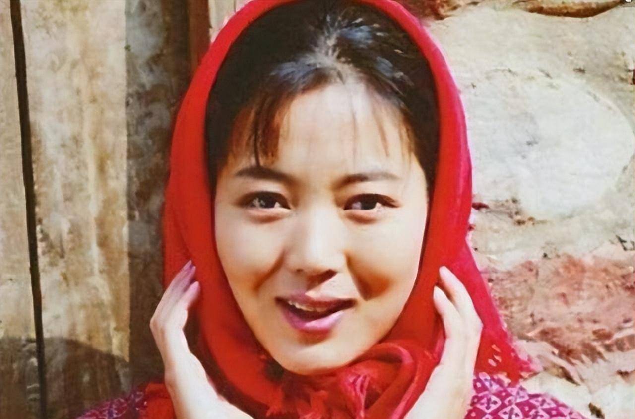 年轻时倾国倾城，老了却成“土肥圆”，这6位发福的女明星好可惜