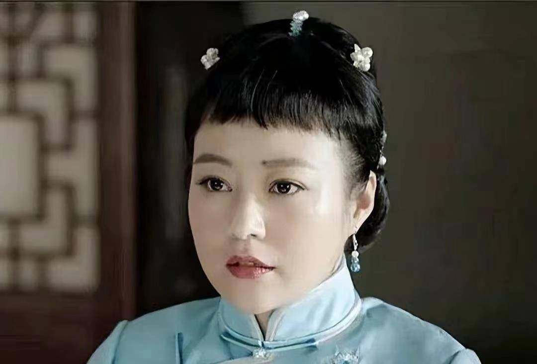 年轻时倾国倾城，老了却成“土肥圆”，这6位发福的女明星好可惜