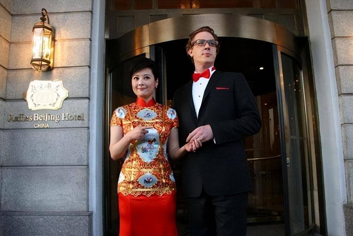 年轻时倾国倾城，老了却成“土肥圆”，这6位发福的女明星好可惜