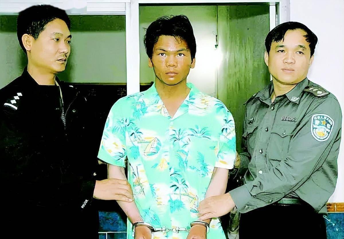 药家鑫被判死刑，行刑前愿望仍被拒绝，父亲：希望他把罪恶都带走