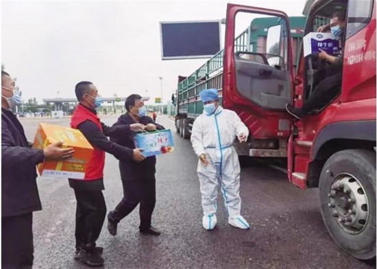 吴忠市：爱心助力货车司机通达四方