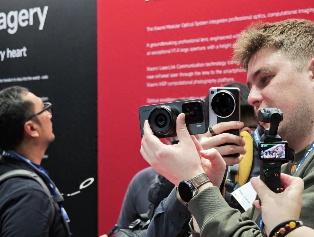 小米磁吸镜头量产 MWC方案落地 影像生态要变天？