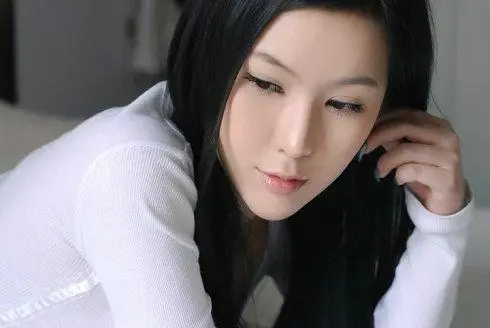 广东巨贪罗荫国：敛财上亿，爱收集女性内衣，子女将财产转移国外