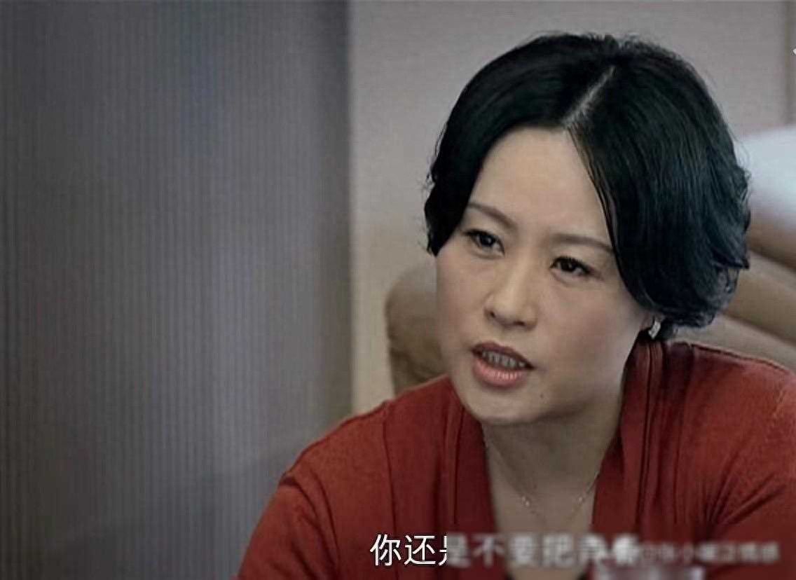 重温《蜗居》：宋思明强行与海藻交欢，宋太太的摊牌句句是恨