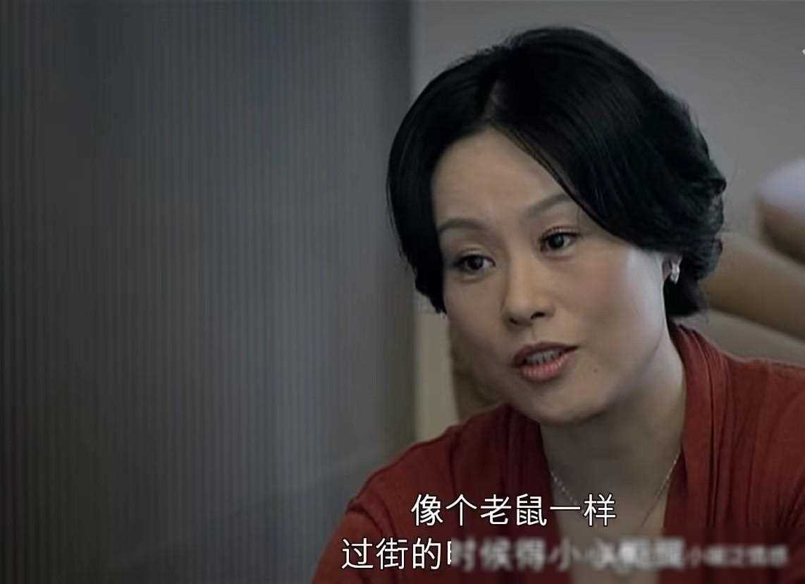 重温《蜗居》：宋思明强行与海藻交欢，宋太太的摊牌句句是恨