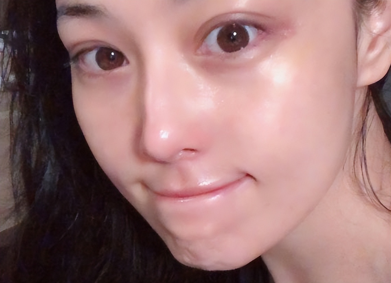 张馨予现在已经远离娱乐圈纷争,嫁入平凡,她的清醒,很少人看懂