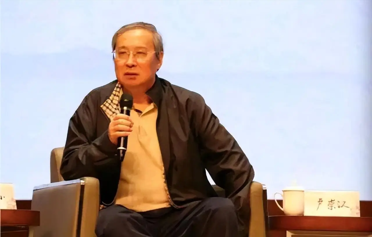 中医火神派传人卢崇汉，用扶阳猛药治愈危重急症，人称“卢火神”