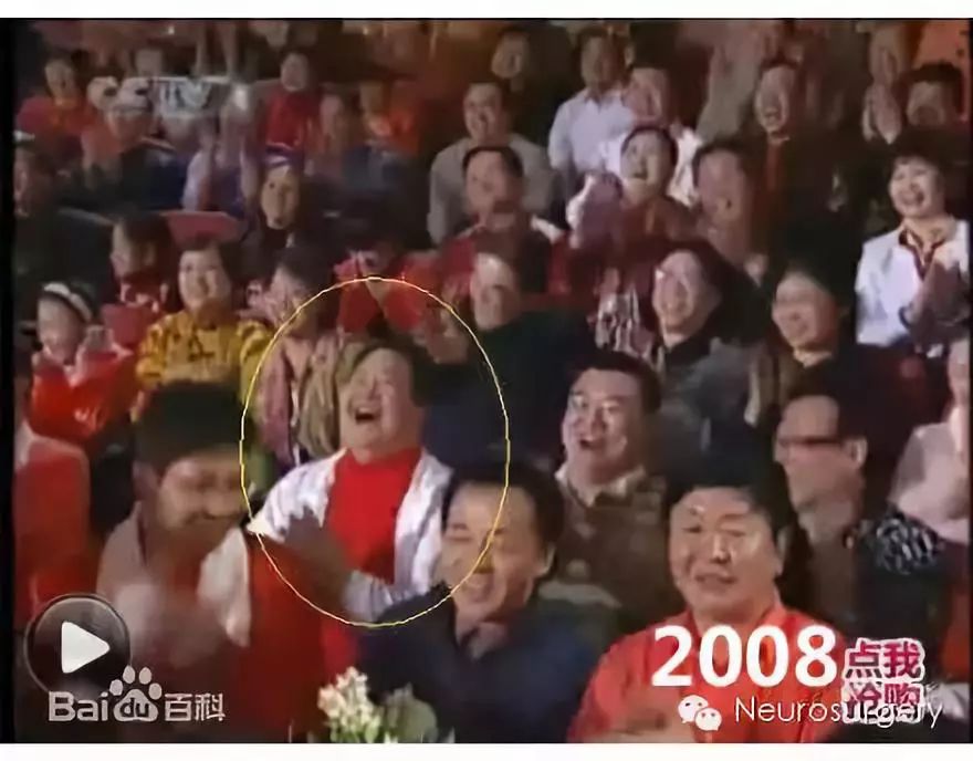 霸屏春晚19年的“笑脸哥”，今年没见着？原来……