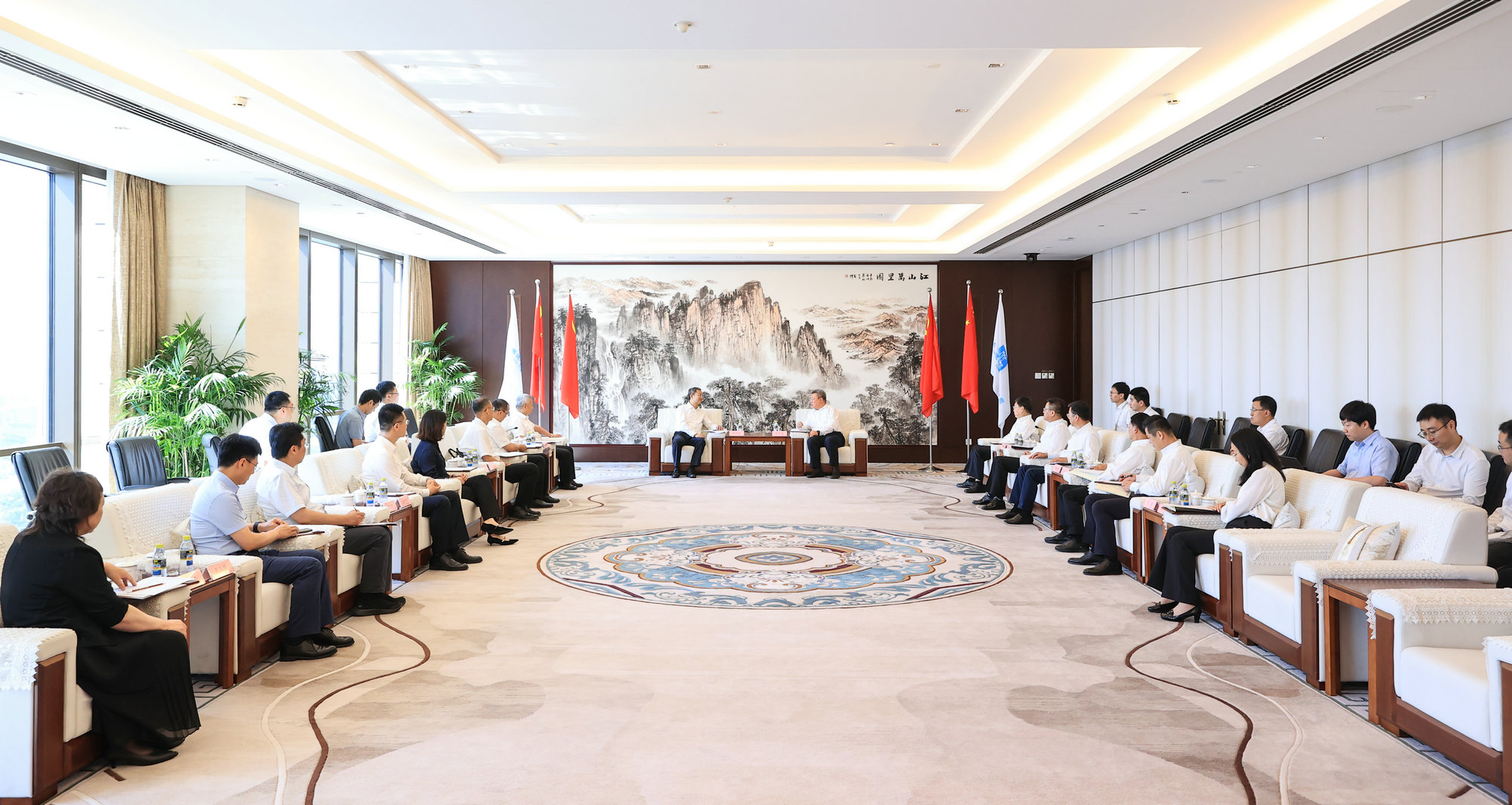 哈工大与中国建筑集团有限公司签署战略合作协议