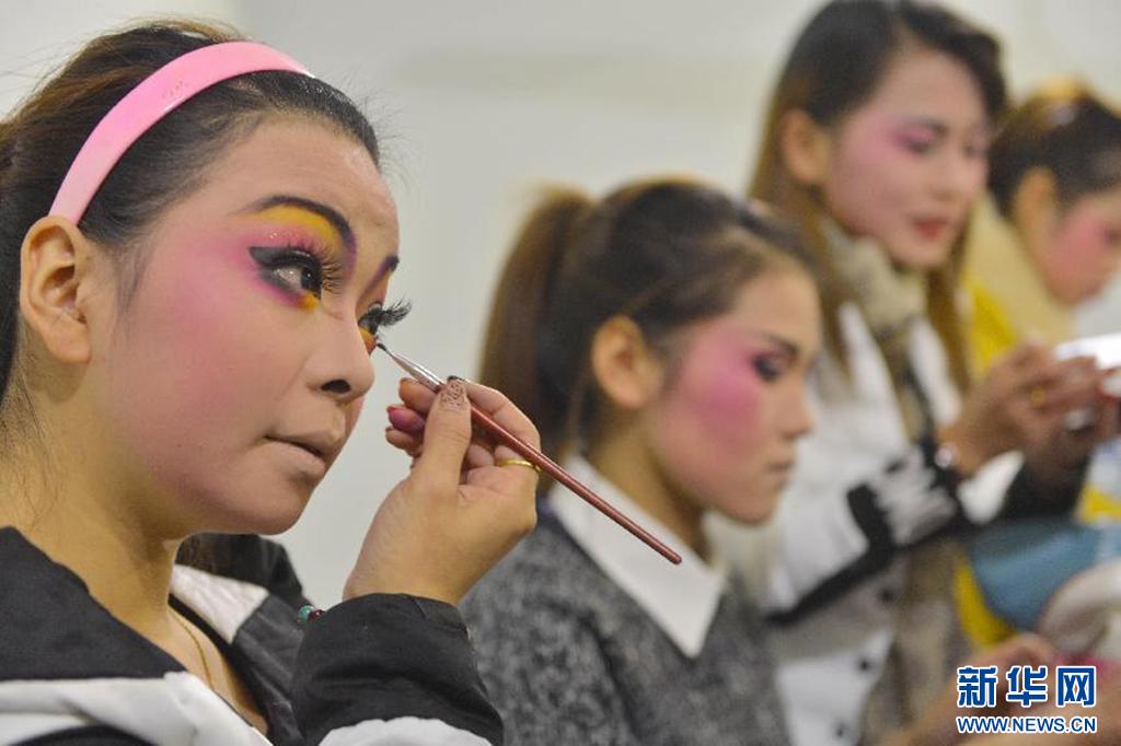 “浙”出好戏·声在中国丨“村越”火出圈 越乡越剧越“香”了