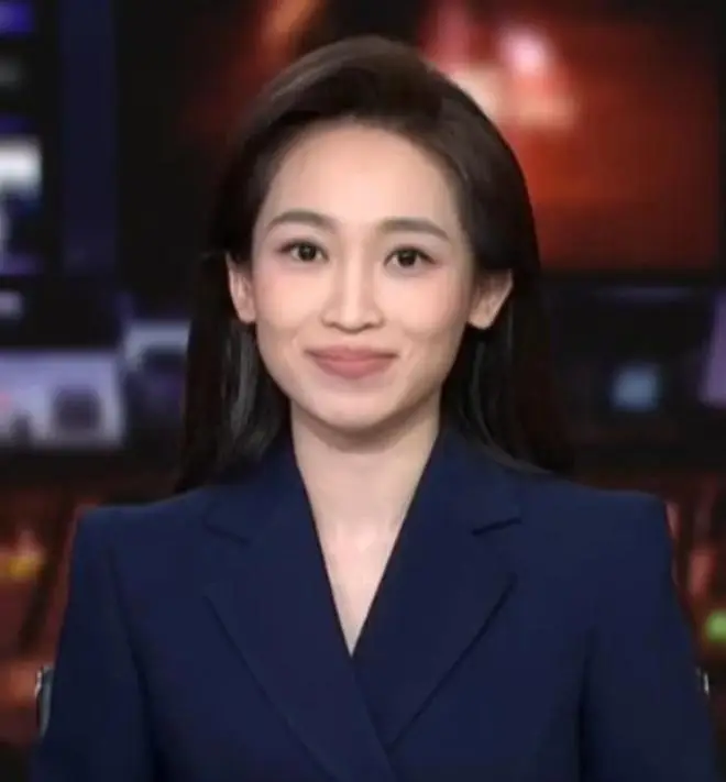 2026央视主持人阵容大调整！2人上桌，1人下桌，康辉董卿退居幕后