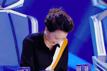 被誉为统一男女审美的超美女主播李红，隐婚嫁富豪后美出新高度！