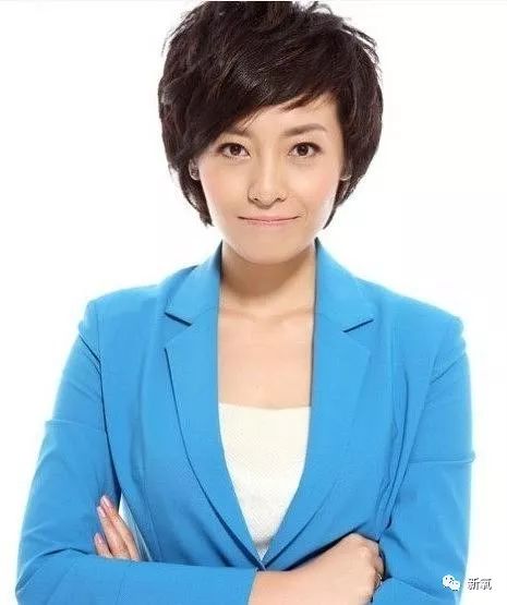 被誉为统一男女审美的超美女主播李红，隐婚嫁富豪后美出新高度！