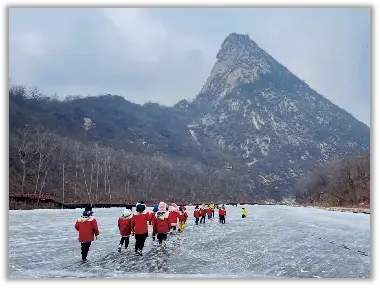 寒假礼物 | 中报小记者媒介素养冰雪营