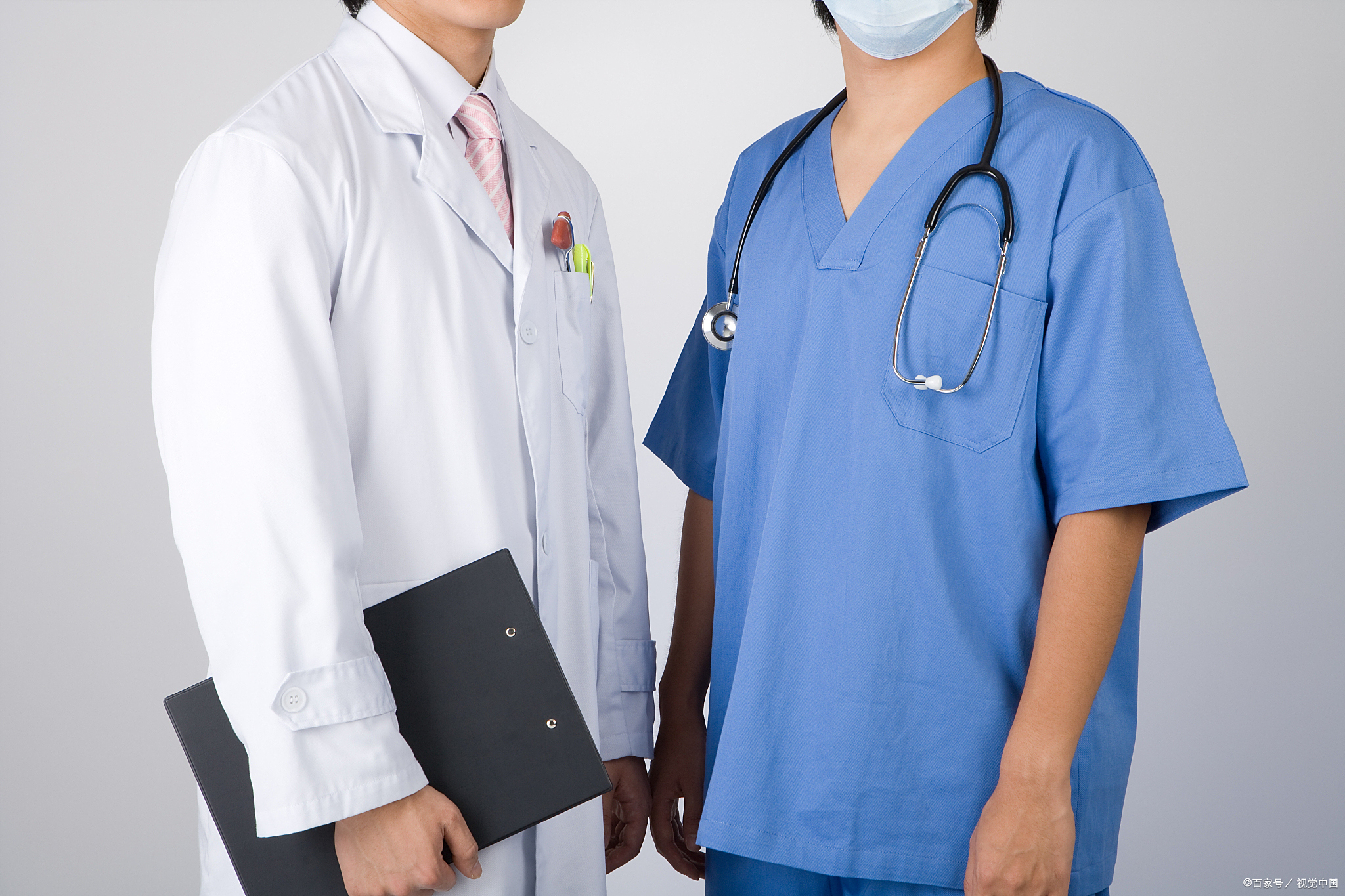 怎么看“河北男子无钱手术自己将腿锯下”？