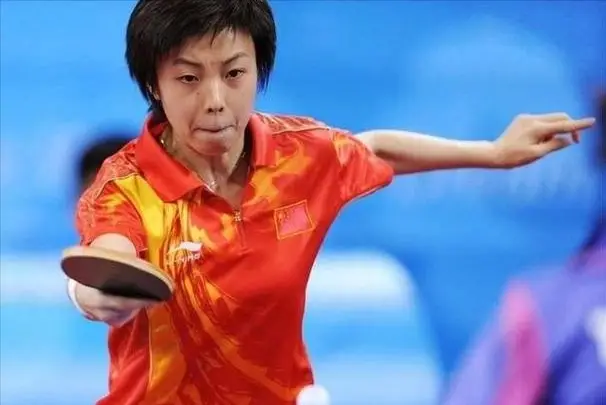 同居12年未果，徐威转身娶小20岁张怡宁，袁立3婚至今未生子！