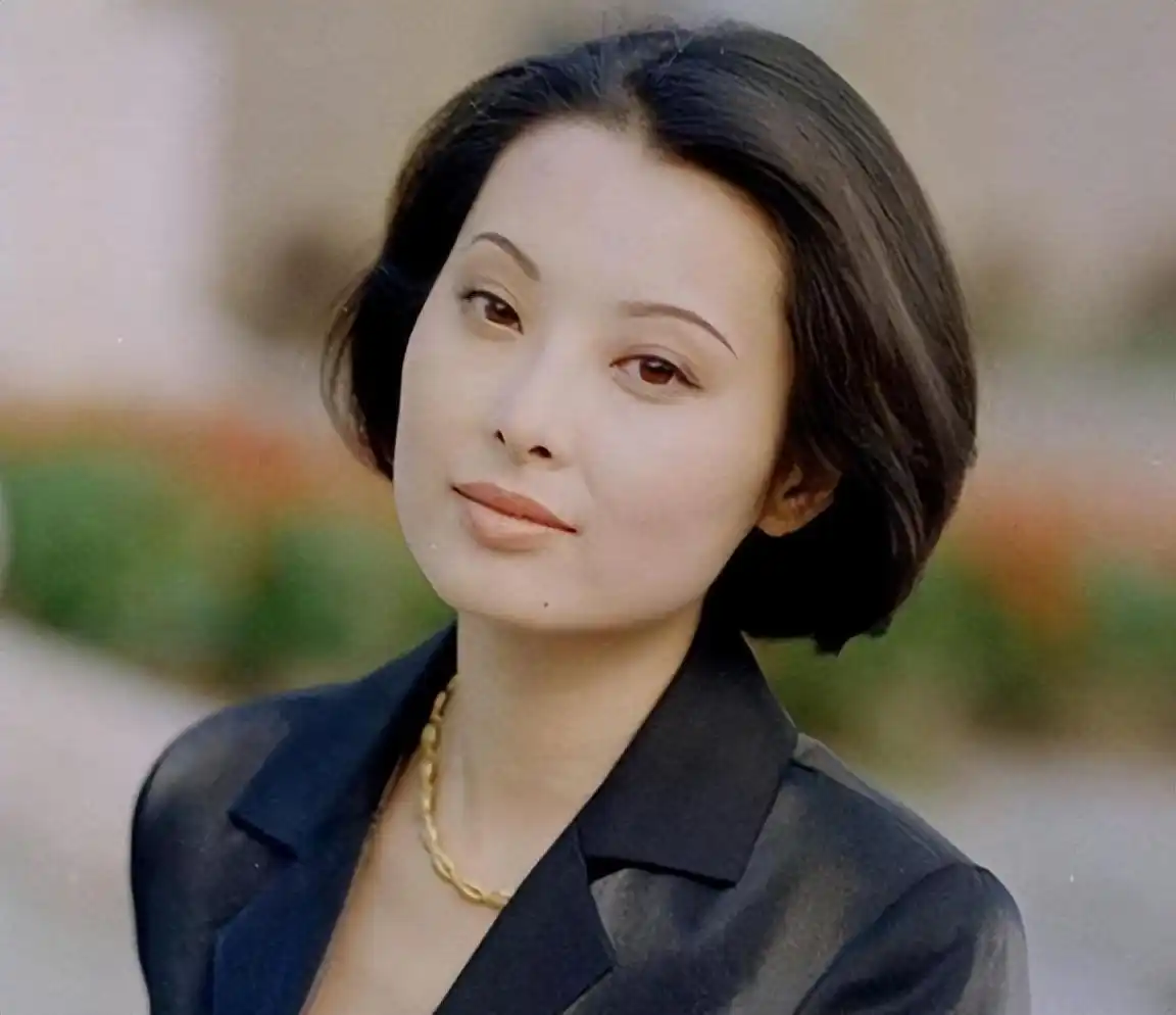 回顾徐威：与袁立分手后，转身娶冠军张怡宁，婚后生两子幸福美满