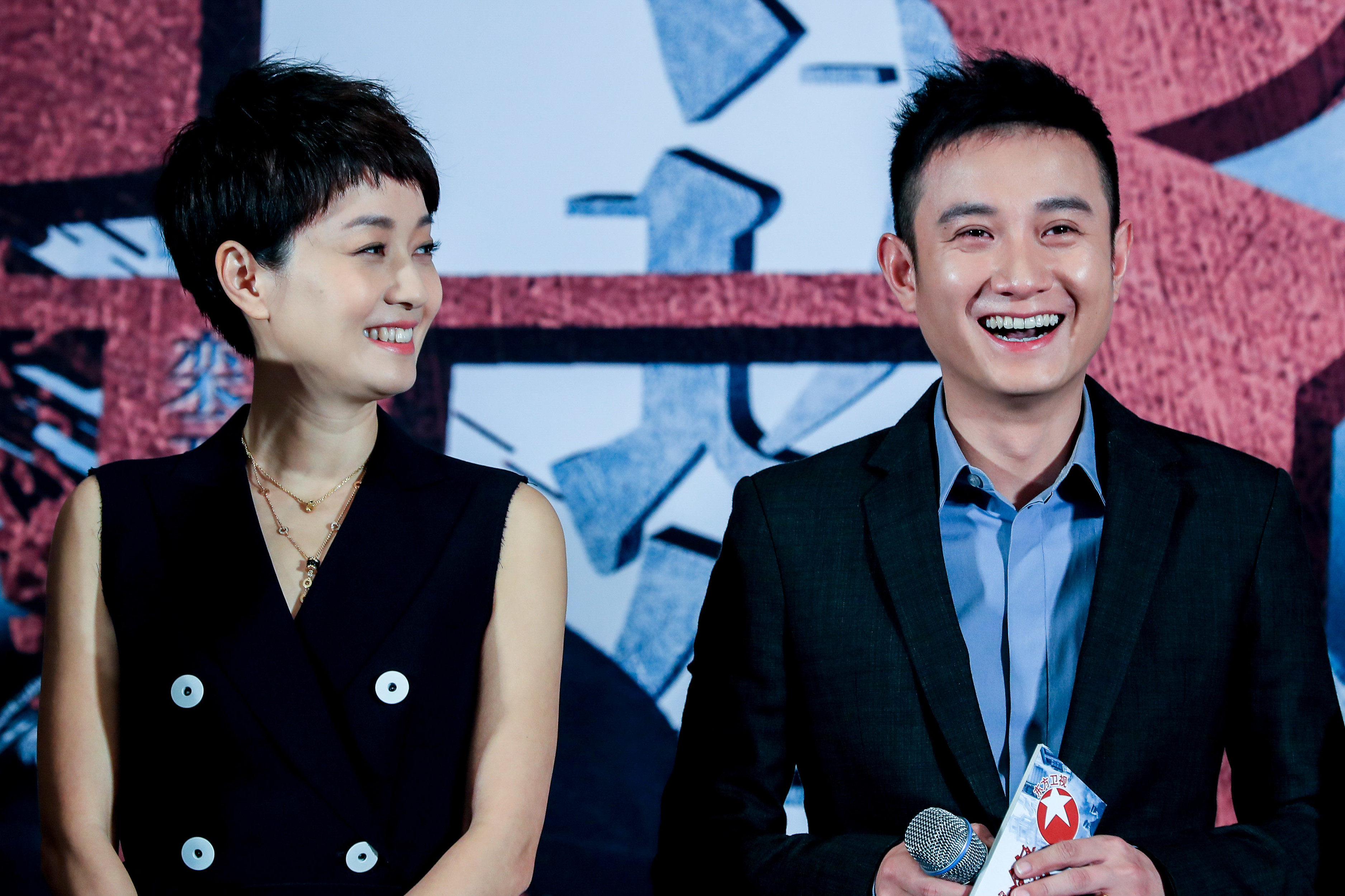 《蜗居》播出12年，男一号成“叔圈顶流”，男二号却惨遭封杀