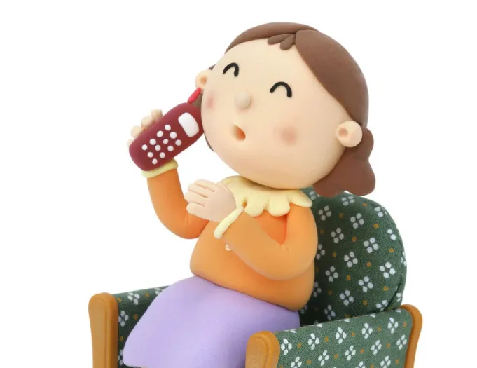 寄信，打电话，发传真，发电子邮件各有什么特点