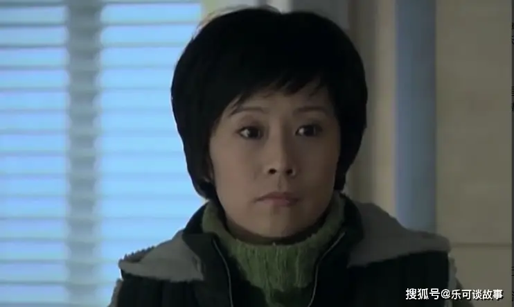 《蜗居》：原著大结局太讽刺！海萍卖妹赢一生，宋太惨到骨子里