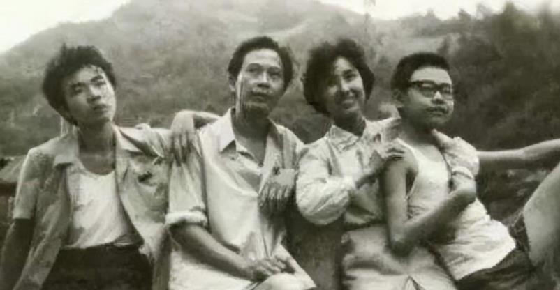 刀郎前妻杨娜：生下女儿40天便跑路，如今刀郎幸福美满，她后悔吗