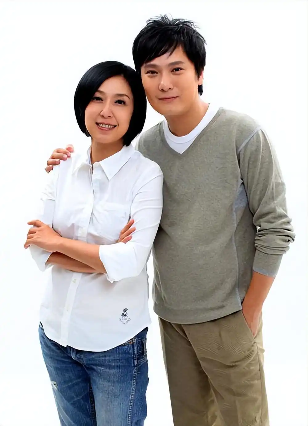 “情痴”张信哲:55岁仍未婚,他的破碎爱情就像一首带泪的情歌