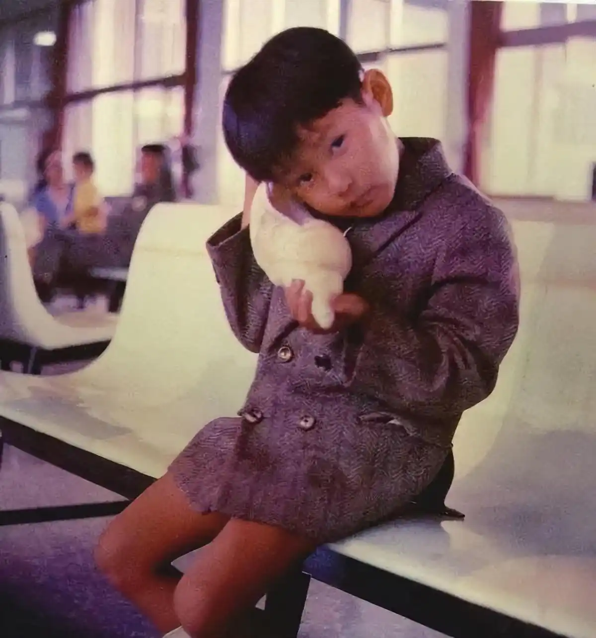 “情痴”张信哲:55岁仍未婚,他的破碎爱情就像一首带泪的情歌