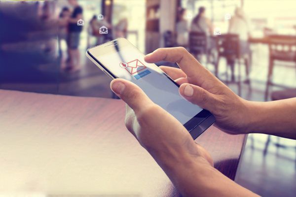 如何调用国际短信API接口：一份简明的技术指南