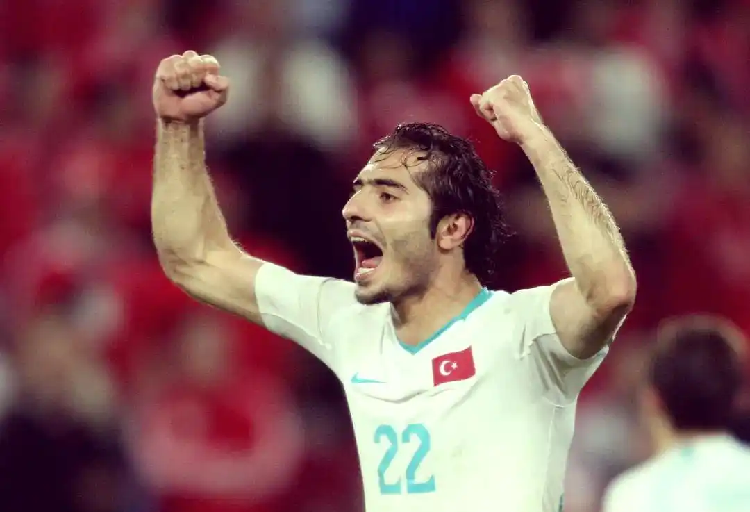 土耳其足球的逆转传奇：从逆境中创造辉煌历史