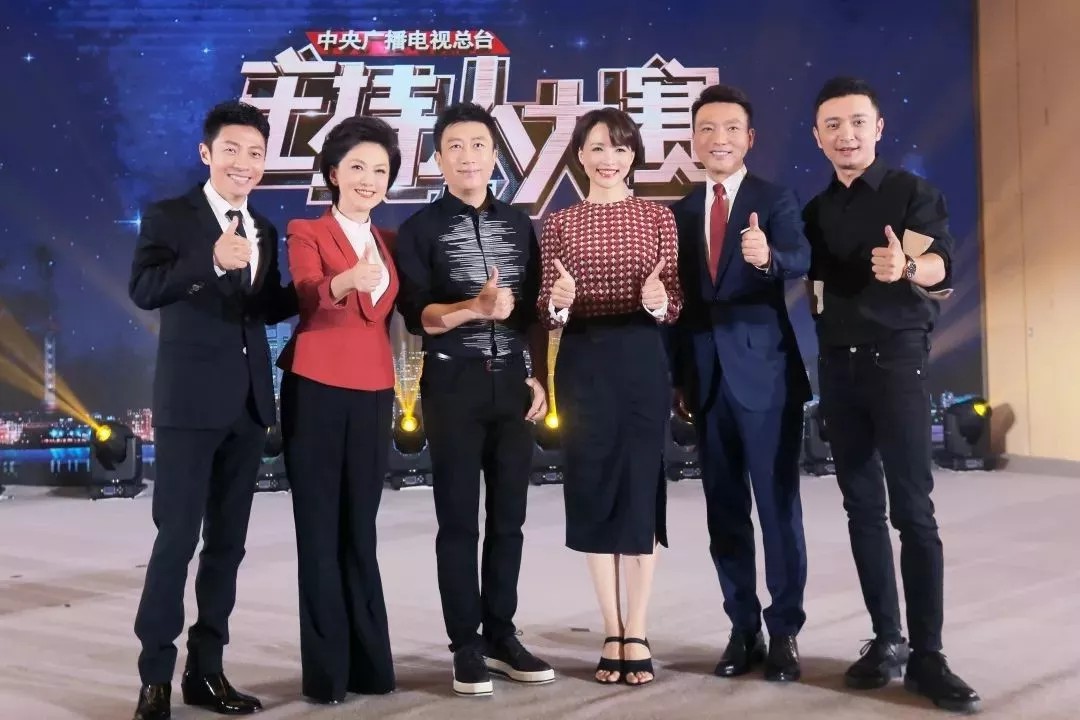 央视“宝藏男孩”康辉： 用《新闻联播》的“金标准”，衡量人生的每项分数