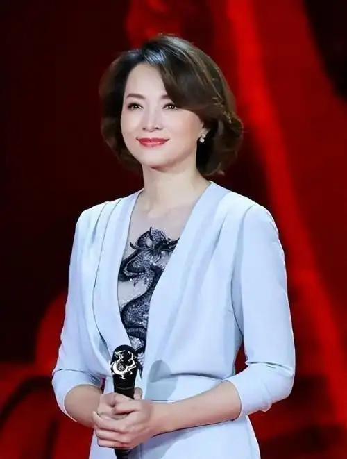 央视八大频道“第一才女”花落谁家？