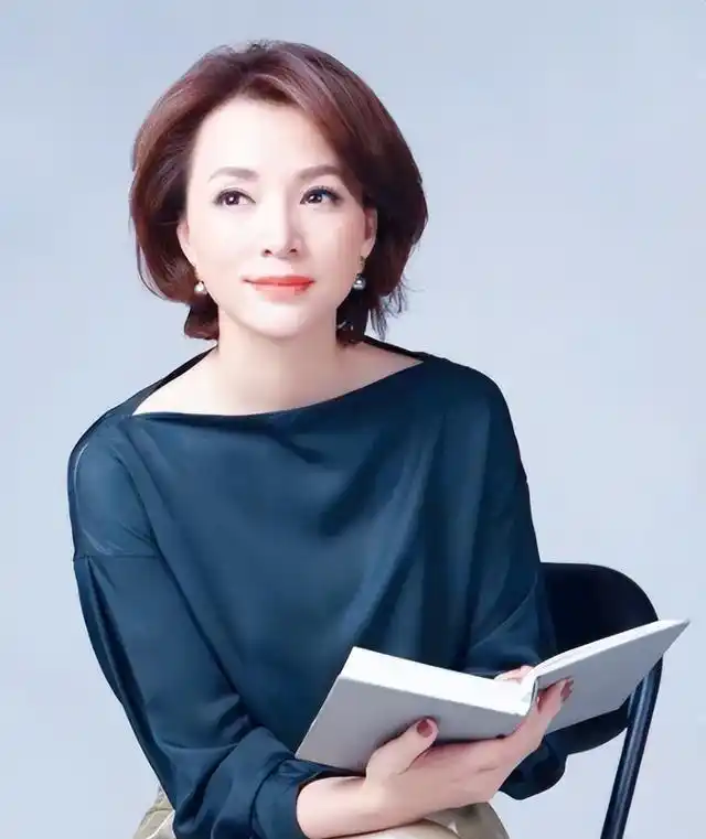 央视八大频道“第一才女”花落谁家？