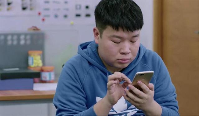 给孩子取名“肖奈”，办出生证时医生打错，妈妈看后大喜：不改了