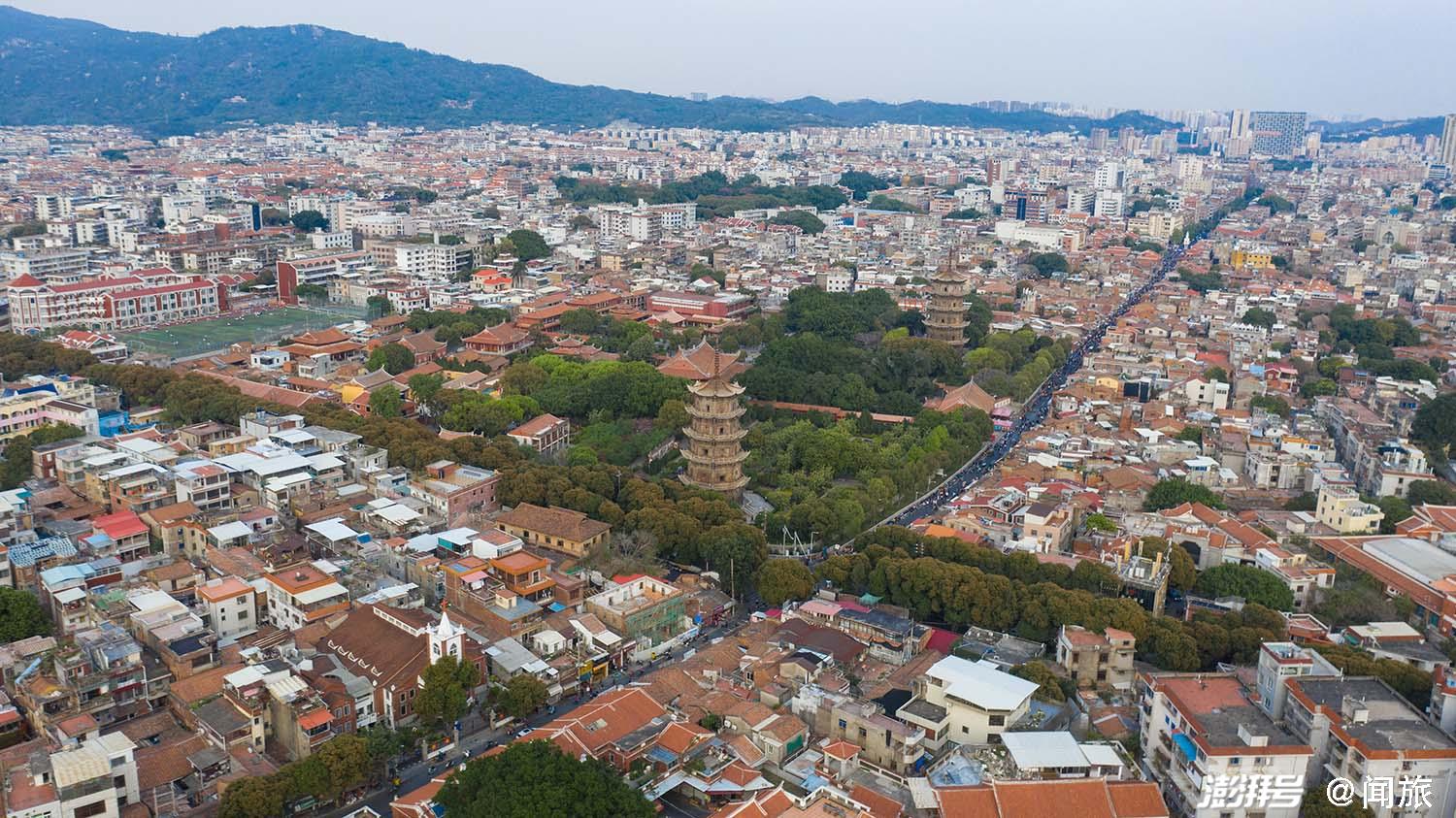 看别家城市被游客挤爆，你的家乡有机会吗？