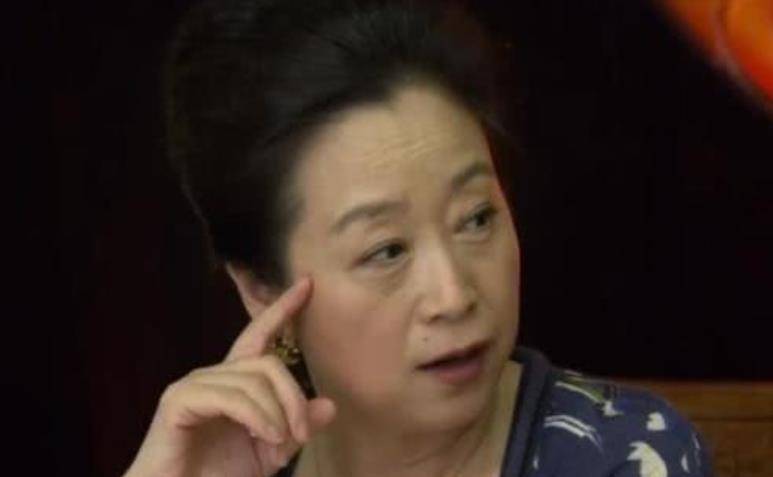 33年前，被张国立分手的前妻罗秀春，如今过得怎样了？