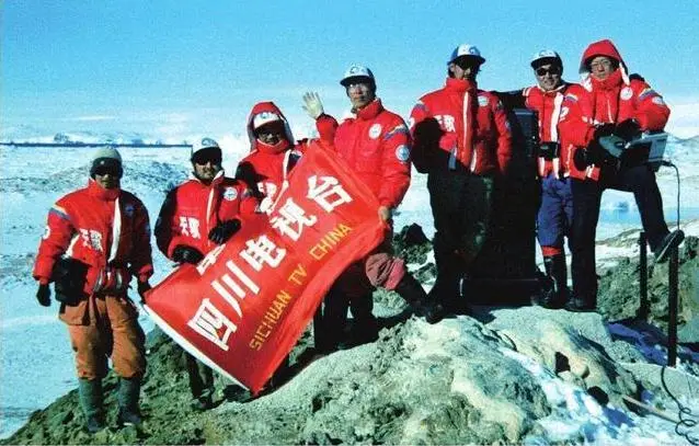 回顾:为了邓婕,张国立“抛弃”的前妻罗秀春,如今过得怎样了?