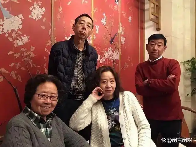 张国立与罗秀春离婚37年：他再婚有烦恼，她至今单身牵挂儿子