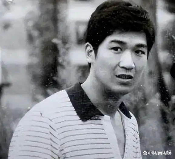 张国立与罗秀春离婚37年：他再婚有烦恼，她至今单身牵挂儿子