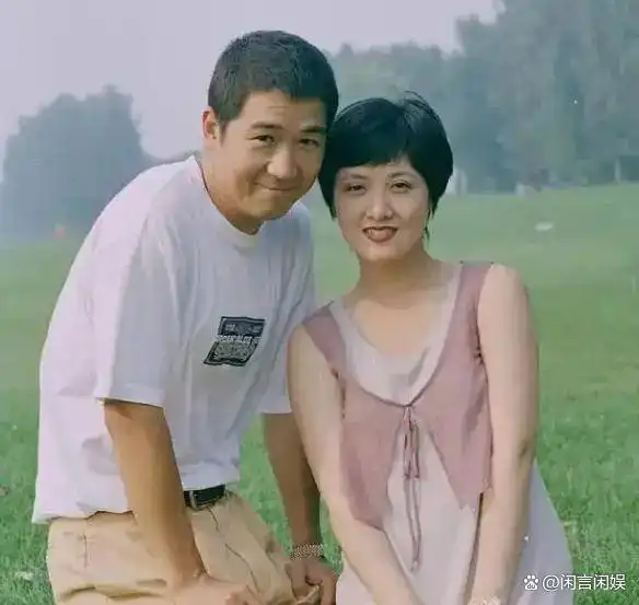 张国立与罗秀春离婚37年：他再婚有烦恼，她至今单身牵挂儿子