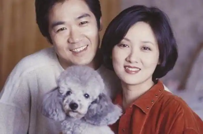 张国立感言：罗秀春恩人般存在，邓婕挚爱，双女主写就辉煌人生