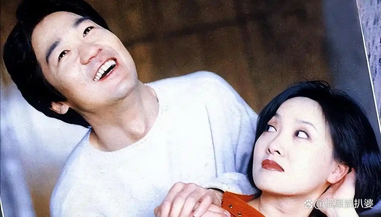 张国立与罗秀春离婚34年：他再婚有烦恼，她至今单身牵挂儿子