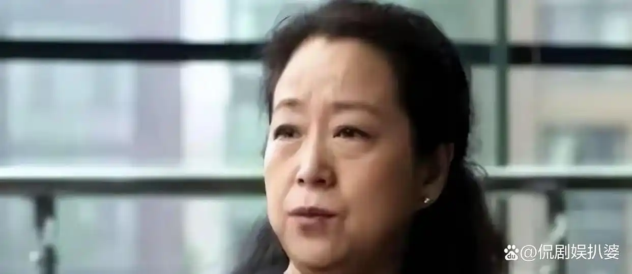 张国立与罗秀春离婚34年：他再婚有烦恼，她至今单身牵挂儿子