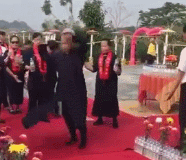 2月爆笑新闻盘点火热出炉！