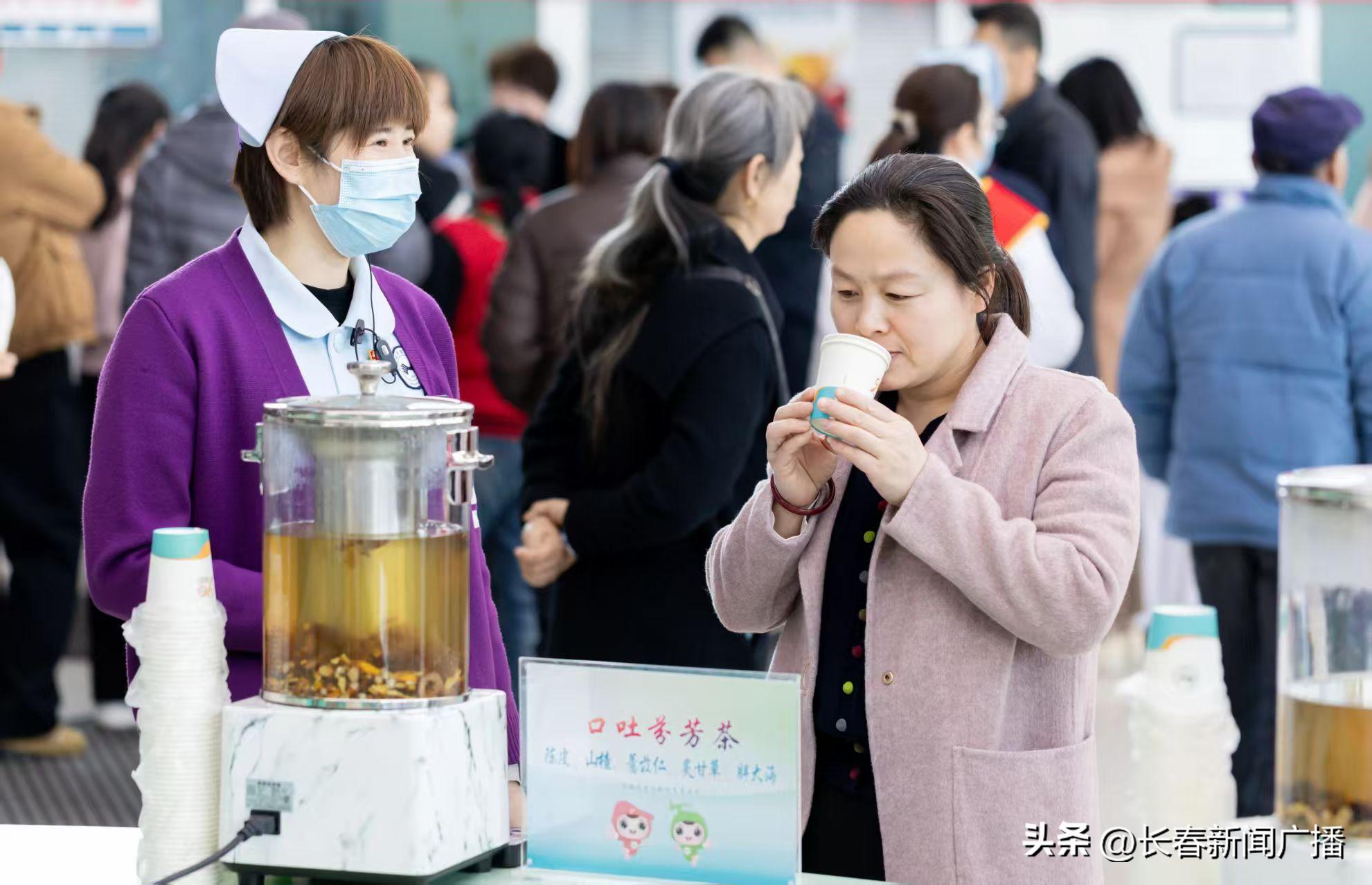 吉林省肝胆病医院首届健康大集火热开市！市民边玩边学“护肝秘籍”