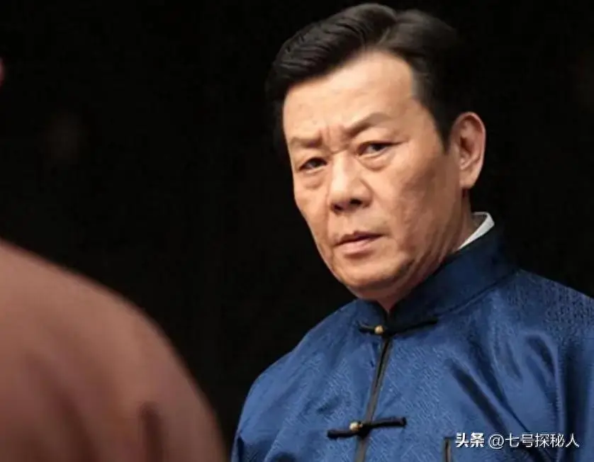 一妻一妾住楼上楼下,三人一同生活30多年,71岁的寇世勋太离谱