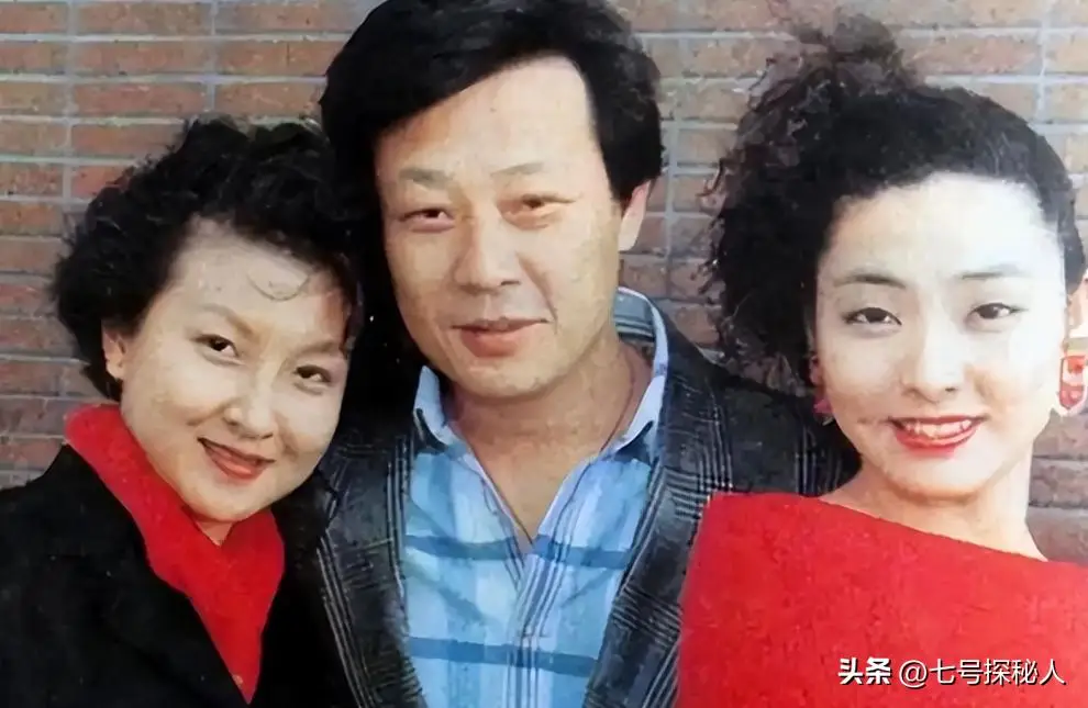 一妻一妾住楼上楼下,三人一同生活30多年,71岁的寇世勋太离谱