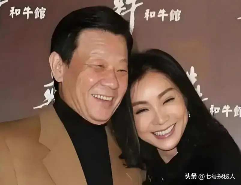 一妻一妾住楼上楼下,三人一同生活30多年,71岁的寇世勋太离谱